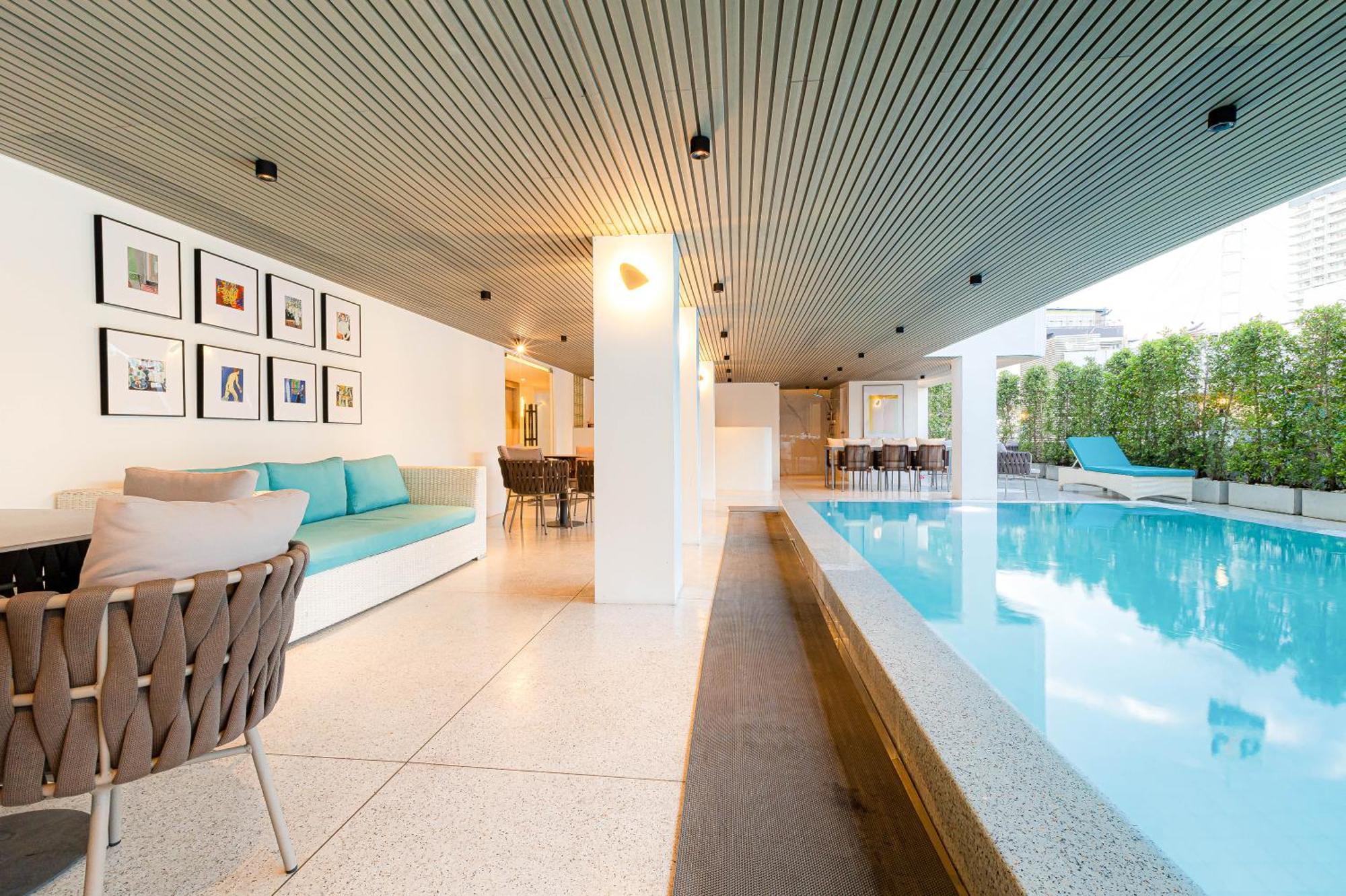 The One Cozy Living Hotel
